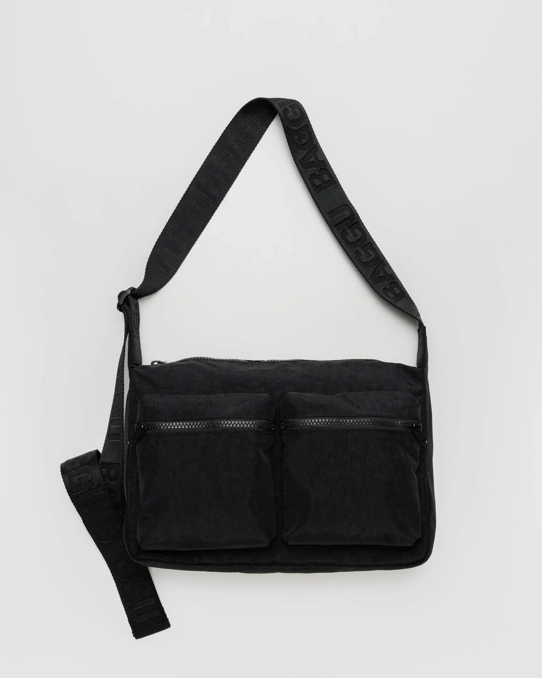 BAGGU Medium Cargo Crossbody