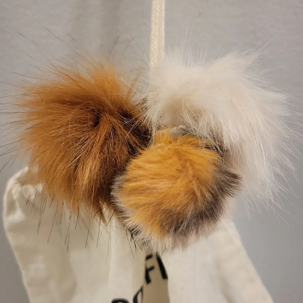 pompom drops {accessories}