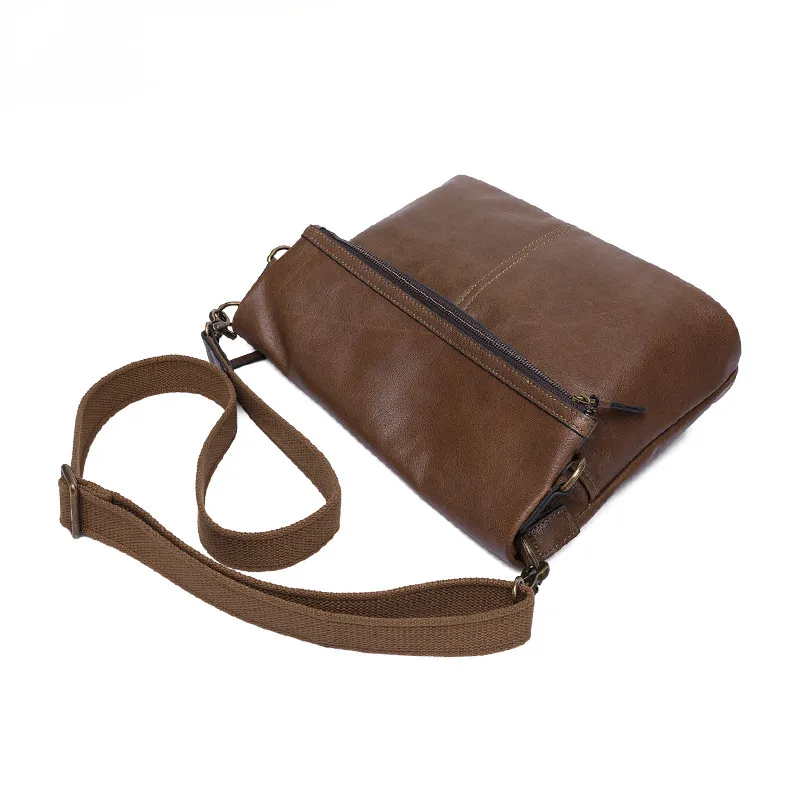 Retro Men's Leather Crossbody Bag M-8121